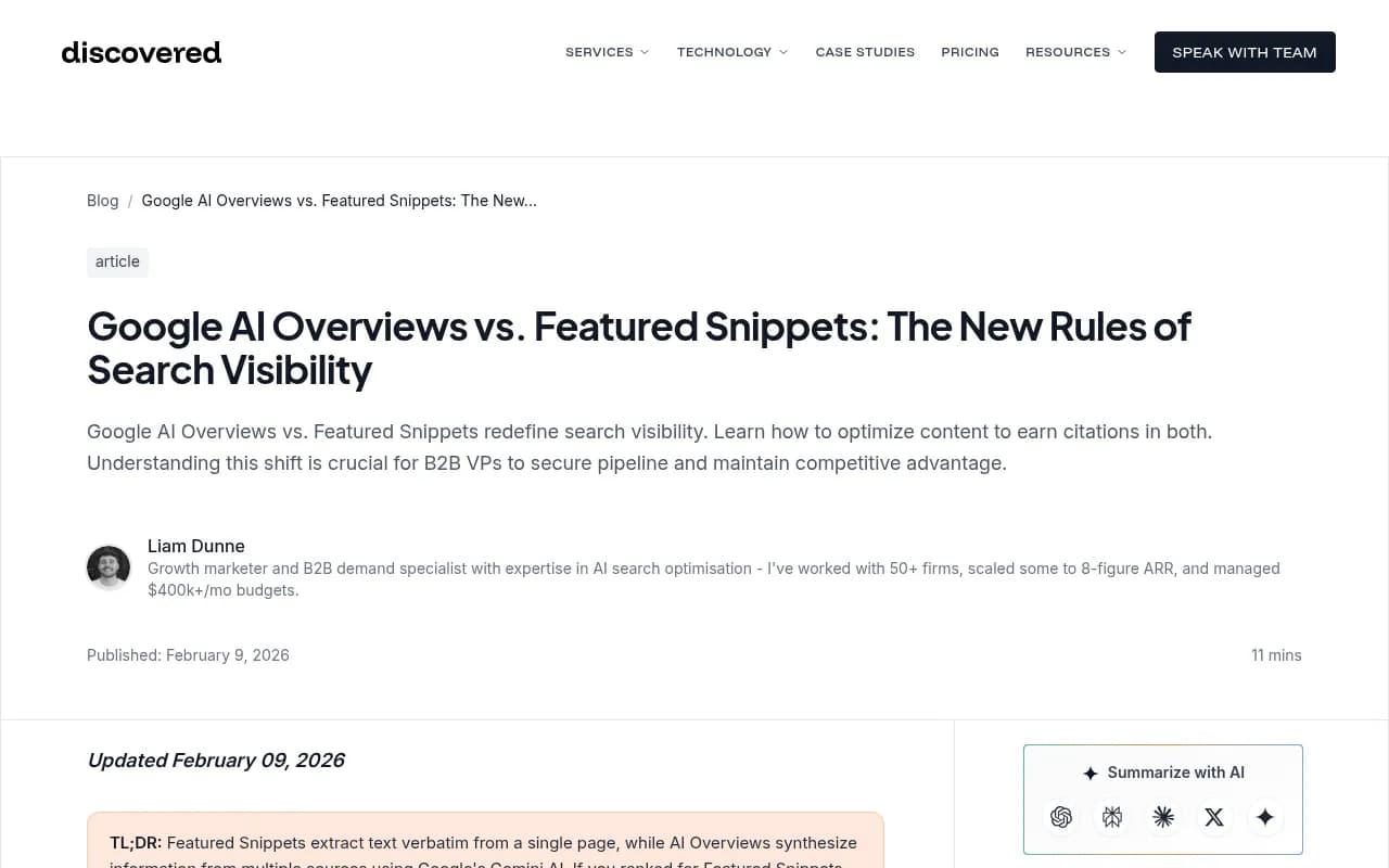 AI Overviews vs Featured Snippets comparison showing extraction versus synthesis models